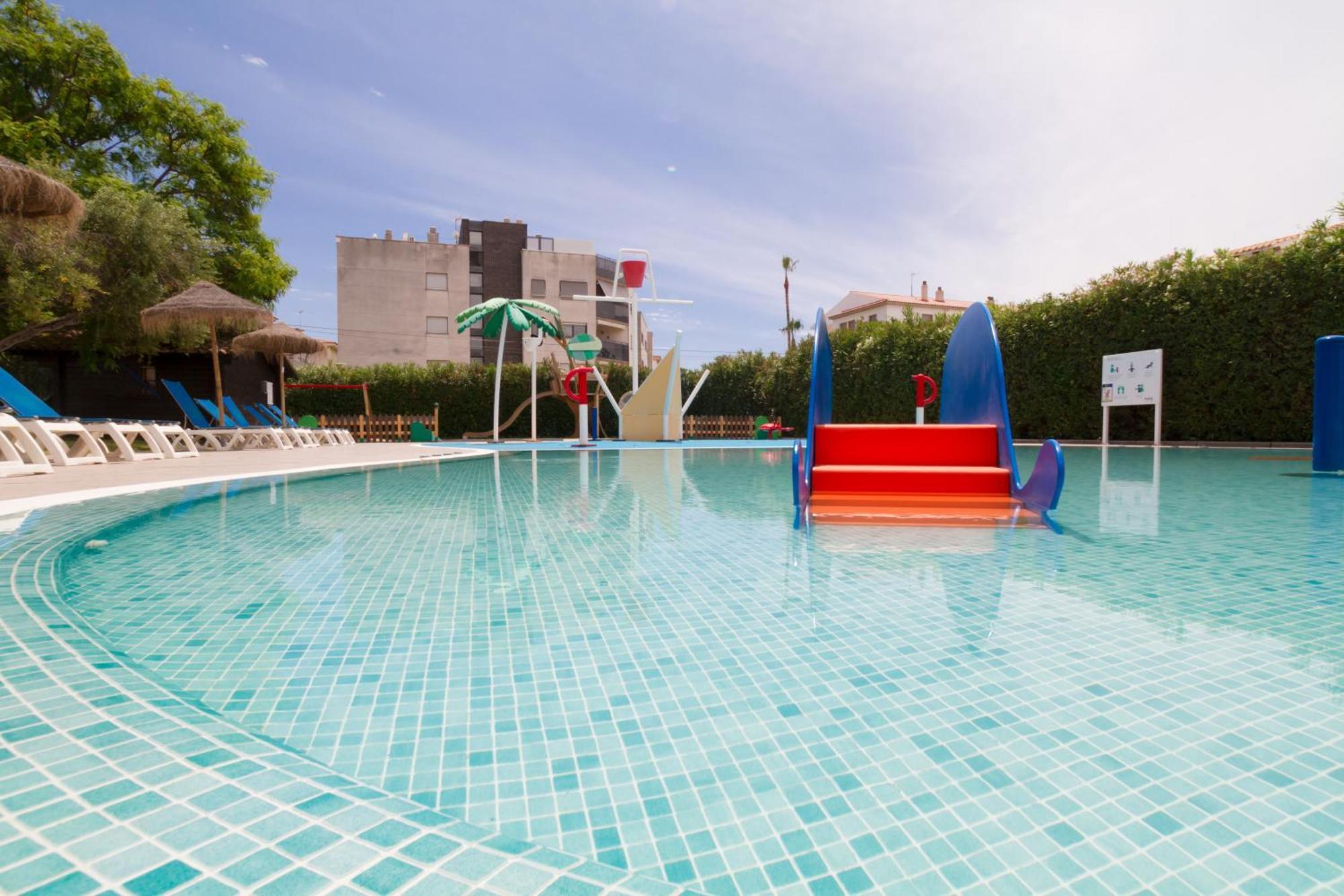 Готель Ibersol Playa Dorada Комарруга Екстер'єр фото