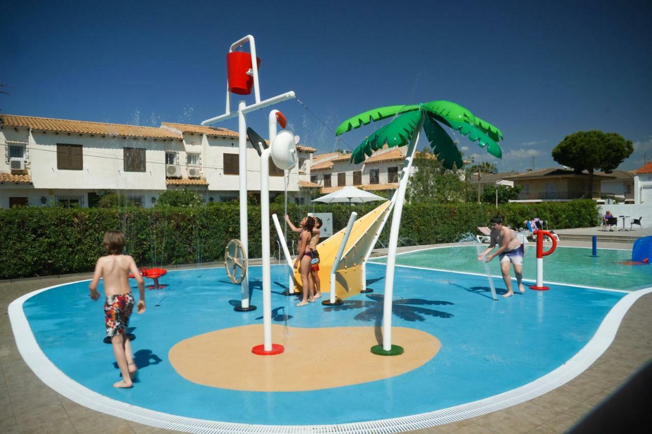 Готель Ibersol Playa Dorada Комарруга Екстер'єр фото